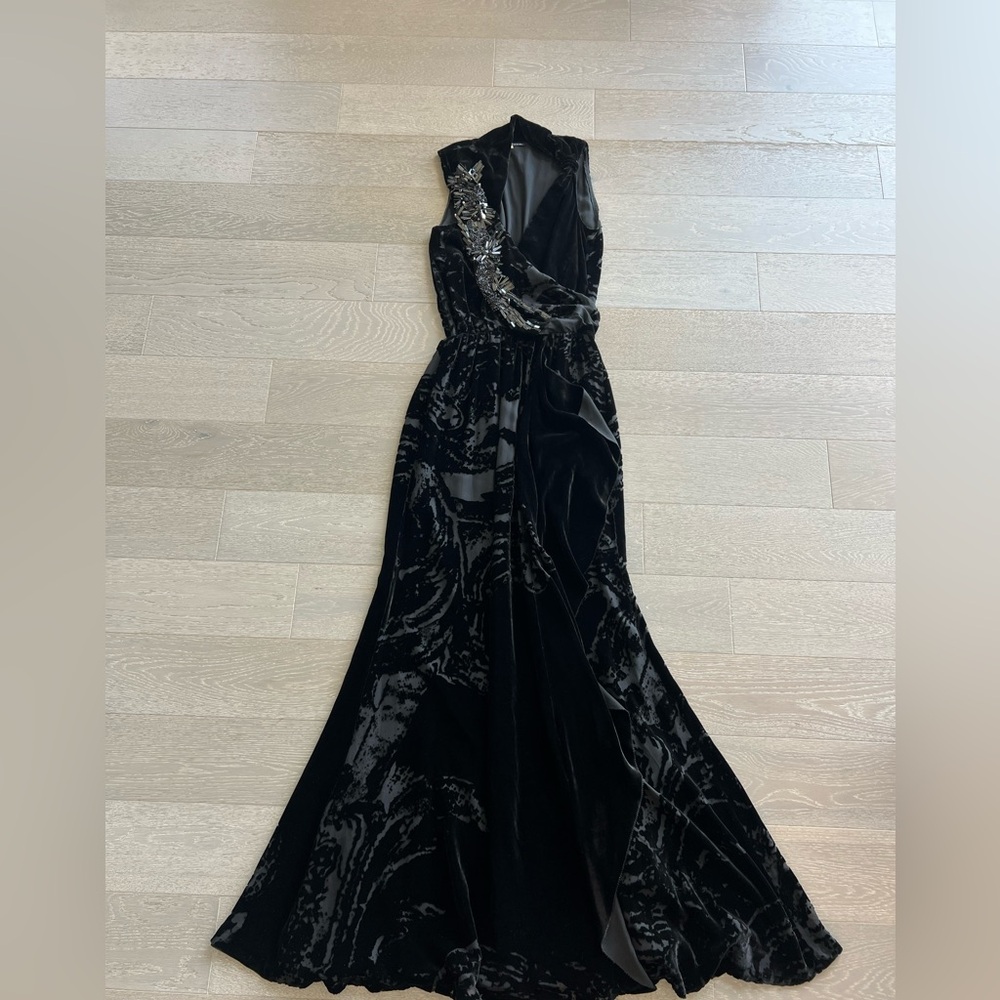 Elie Tahari Black Velvet Embellished Maxi Gown